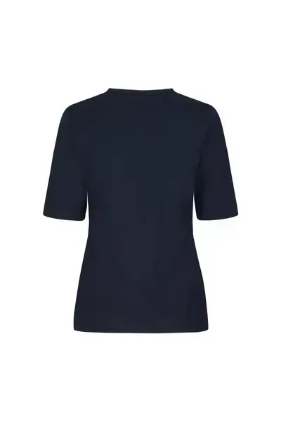 1911157-396000_CORE Dry Active Comfort LS M_Closeup1.jpg